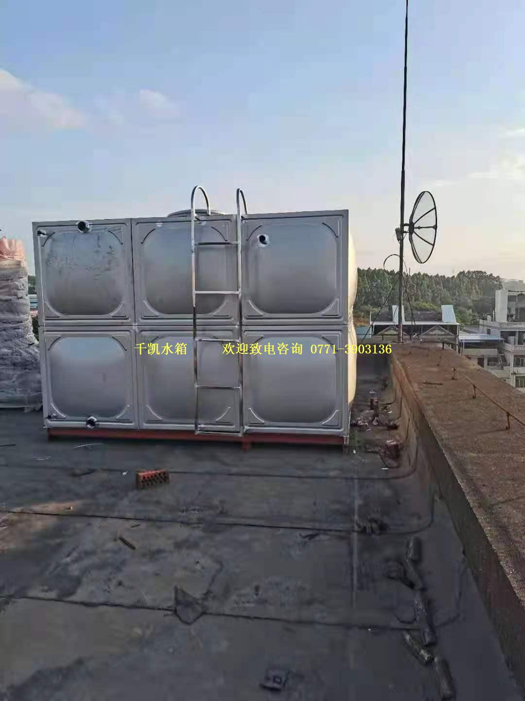 江南富麗大廈不銹鋼水箱安裝完成