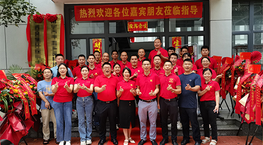 不銹鋼水箱定制廠(chǎng)家就找南寧千凱，20年專(zhuān)注水箱行業(yè)，經(jīng)驗(yàn)豐富，質(zhì)量可靠，咨詢(xún)0771-3903136